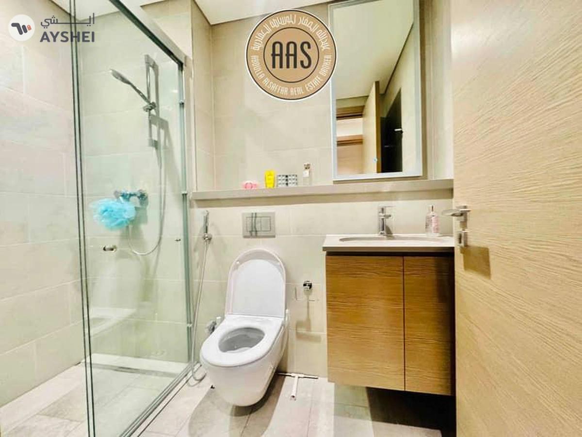 Fully furnished 1bedroom •• with maid room •• burj khalifa view •• hot offer-10-10