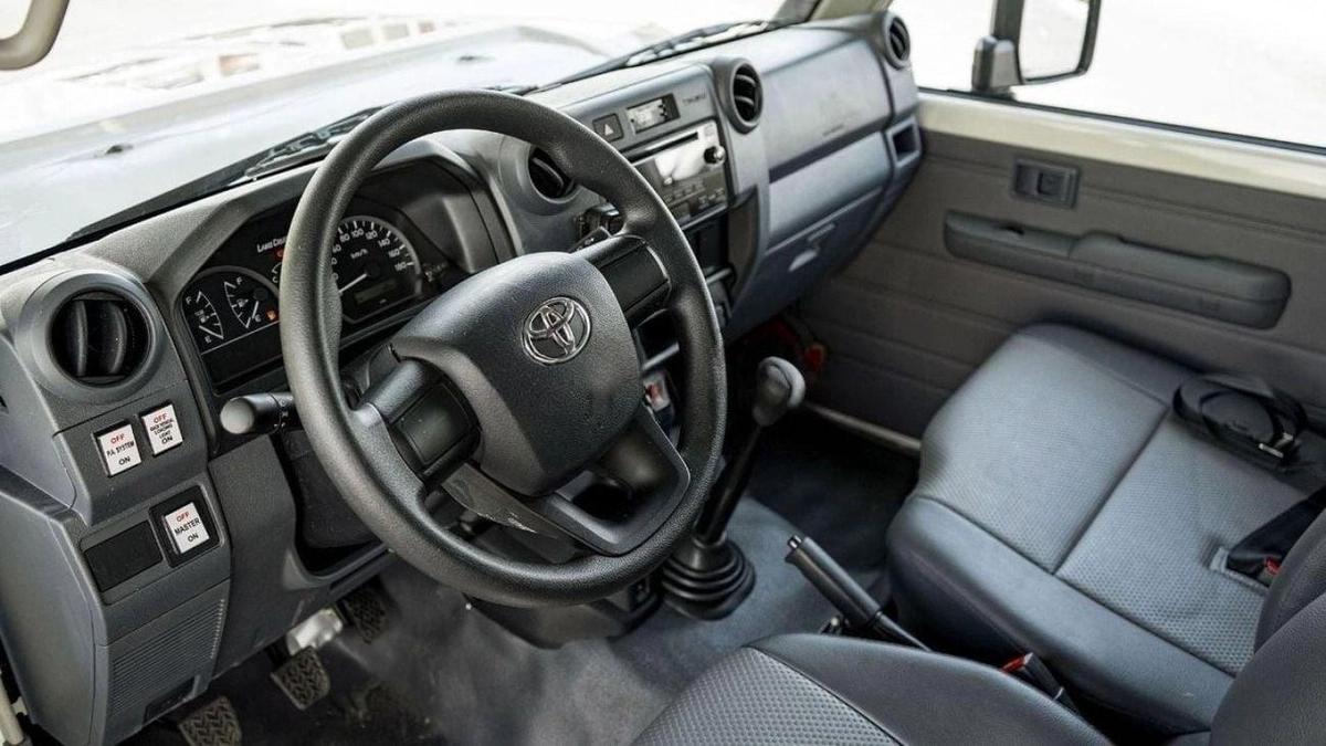 Toyota Land Cruiser 70 AMBULANCE LC78 4.2D MT MY2024-11-11