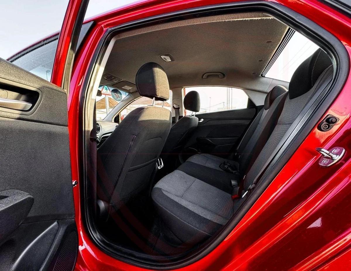 Used Hyundai Accent 2023-16-16