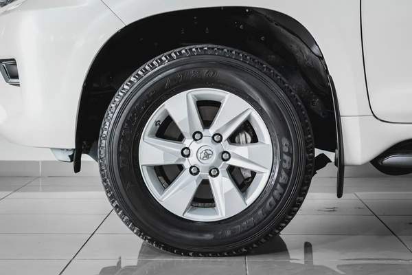 1 YR WARRANTY | GCC | 4.0L | AED 2250 PM
