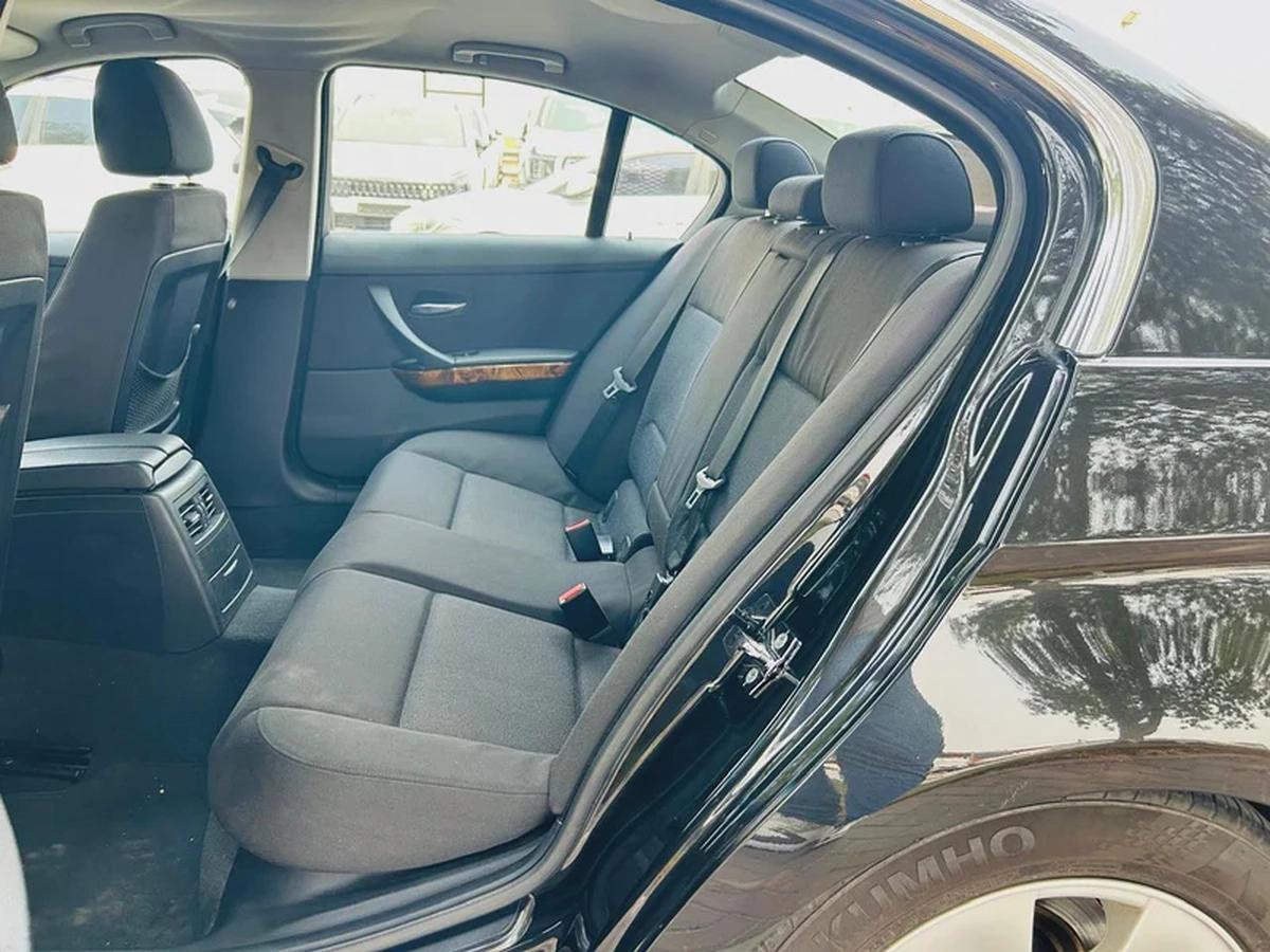 BMW 323i | 2006 | CLEAN TITLE | FRESH JAPAN IMPORT-8-8