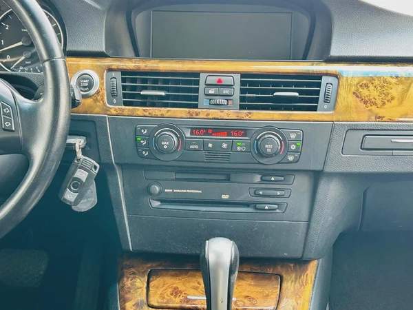 BMW 323i | 2006 | CLEAN TITLE | FRESH JAPAN IMPORT