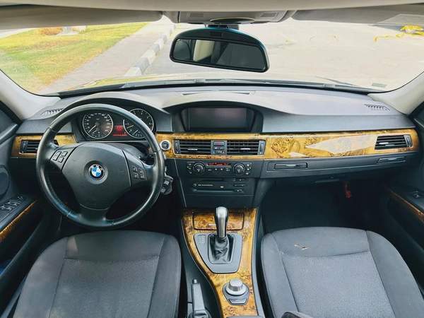 BMW 323i | 2006 | CLEAN TITLE | FRESH JAPAN IMPORT