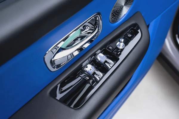 2020 ROLLS ROYCE CULLINAN BY MANSORY | GCC | | FULL CARBON