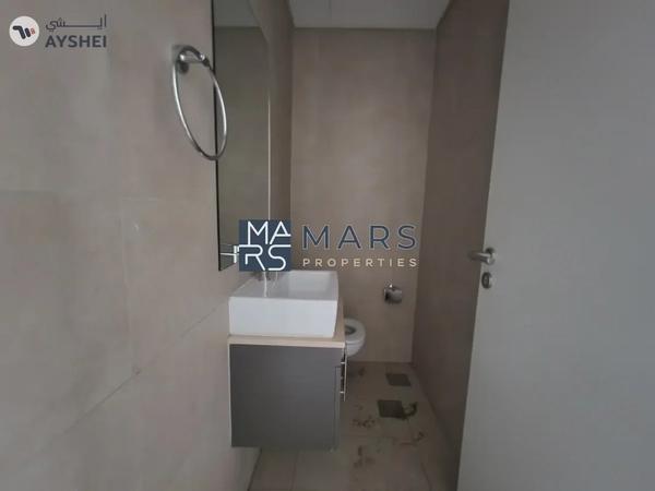 ๐2BHK Corner ๐ Bigger Layout ๐ | 2 Master Rooms ๐๏ธ | In Community๐