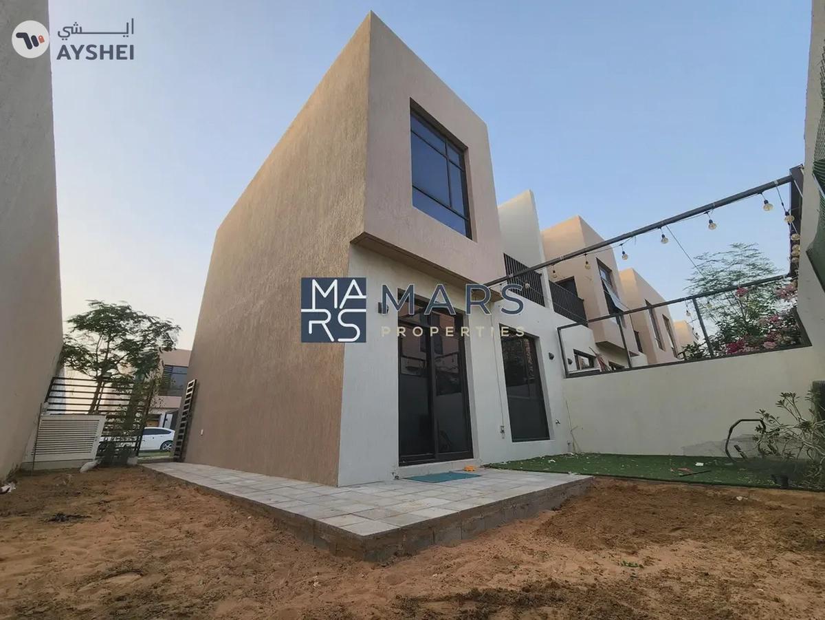 ๐2BHK Corner ๐ Bigger Layout ๐ | 2 Master Rooms ๐๏ธ | In Community๐-0-landscape