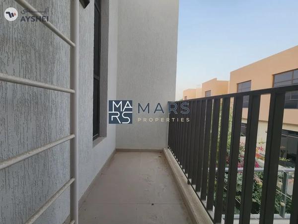 ๐2BHK Corner ๐ Bigger Layout ๐ | 2 Master Rooms ๐๏ธ | In Community๐