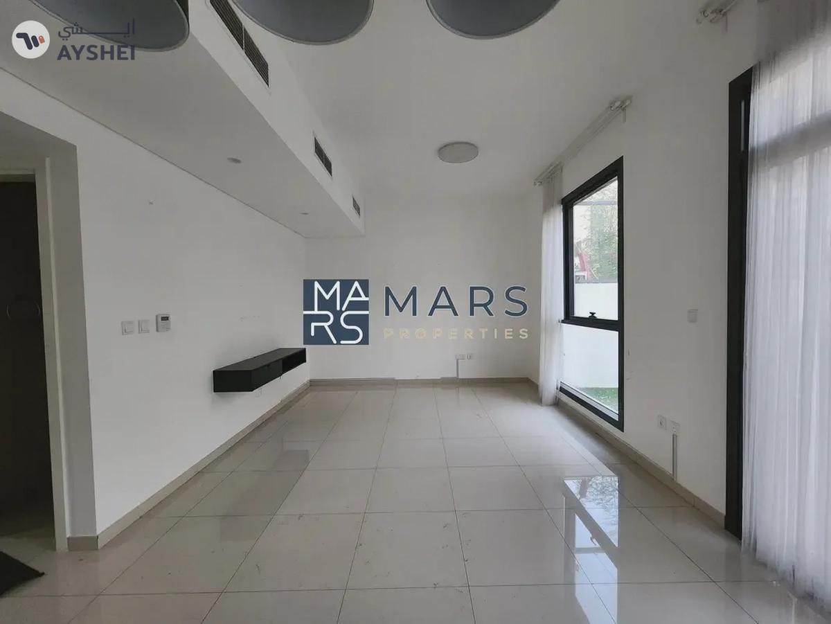 ๐2BHK Corner ๐ Bigger Layout ๐ | 2 Master Rooms ๐๏ธ | In Community๐-9-9