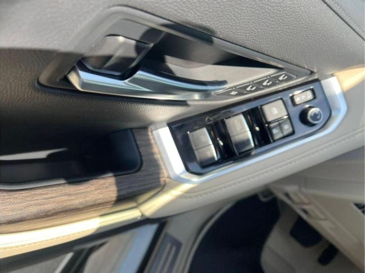 Toyota Land Cruiser Toyota Land Cruiser VXR 3.5L Twin turbo-9-9