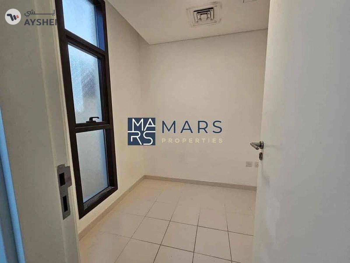 The Cozy & Lavish 3 BR Villa for Sale freehold for Locals n Arab-15-15