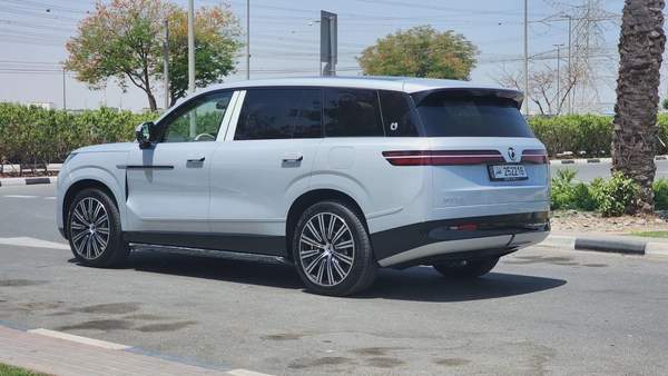 DENZA N9 (Silver White)