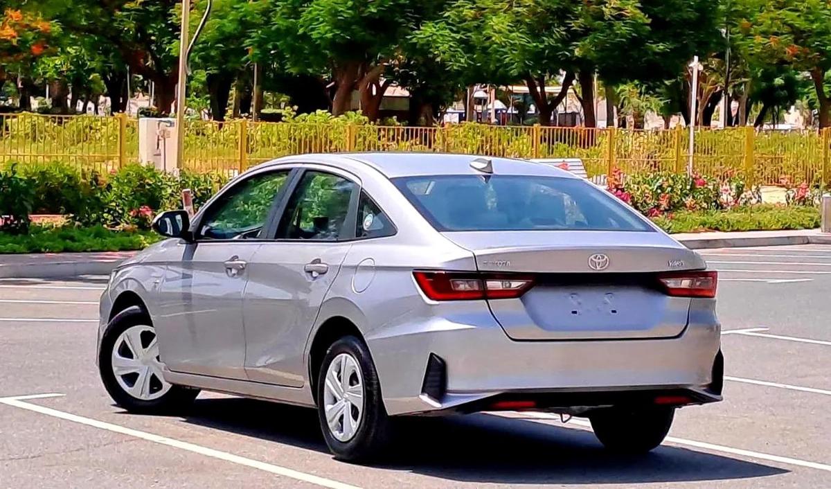 TOYOTA YARIS 2023 1.5L GCC (670/-MONTHLY)-5-5
