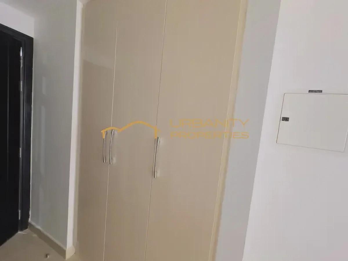 Prime Location | Vacant | Large Layout-1-landscape