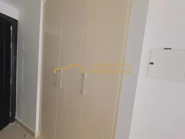 Prime Location | Vacant | Large Layout