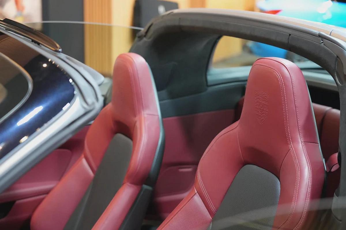 2024 Porsche 911 Targa 4S | Very low Mileage | Payment plan-15-15