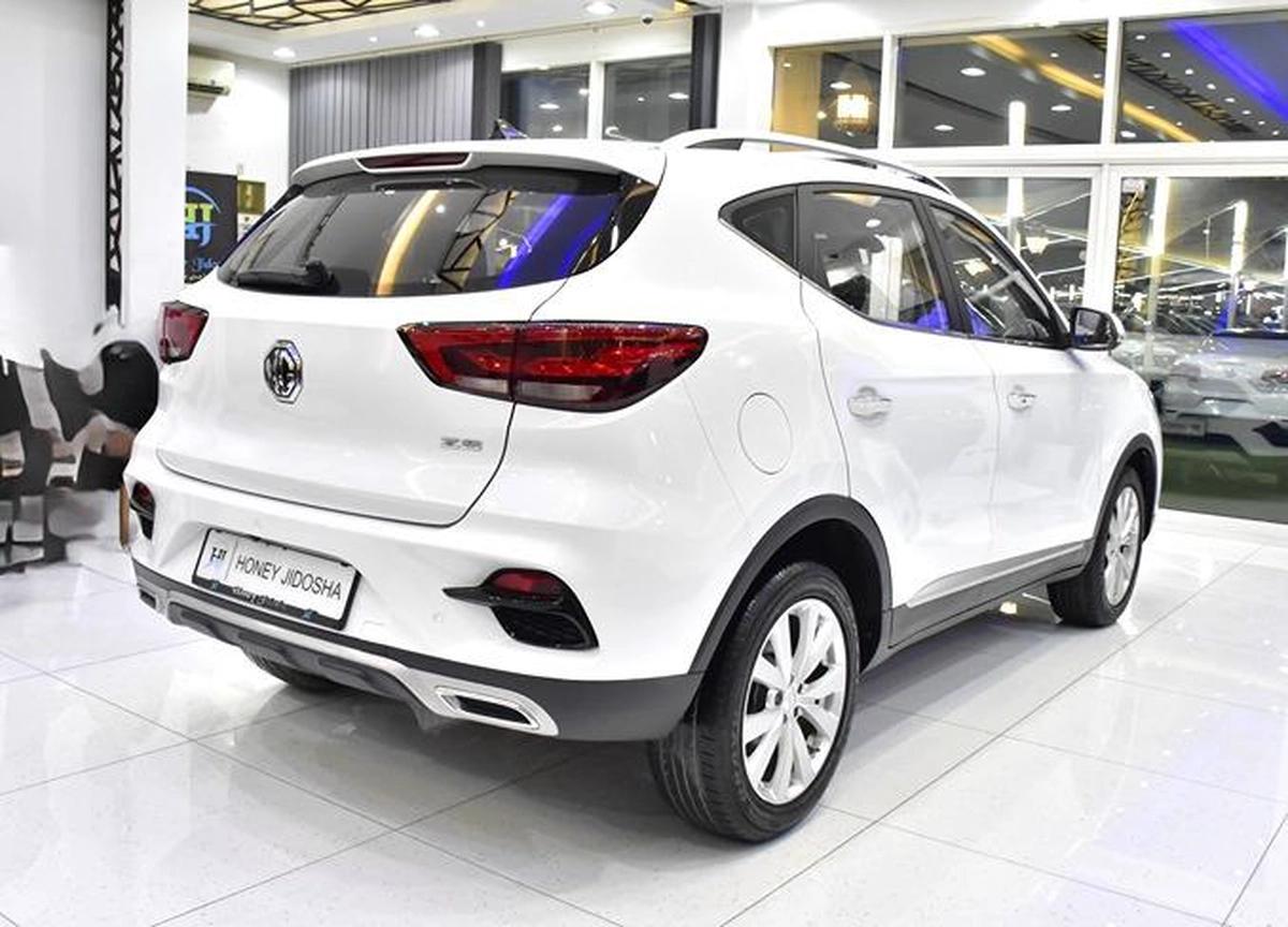 MG ZS ( 2023 Model ) in White Color GCC Specs-6-6