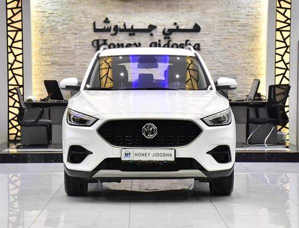 MG ZS ( 2023 Model ) in White Color GCC Specs