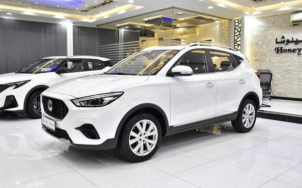 MG ZS ( 2023 Model ) in White Color GCC Specs