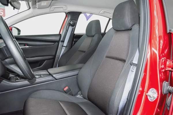 DEALER WARRANTY | 2.0 L | GCC | AED 1000 PM