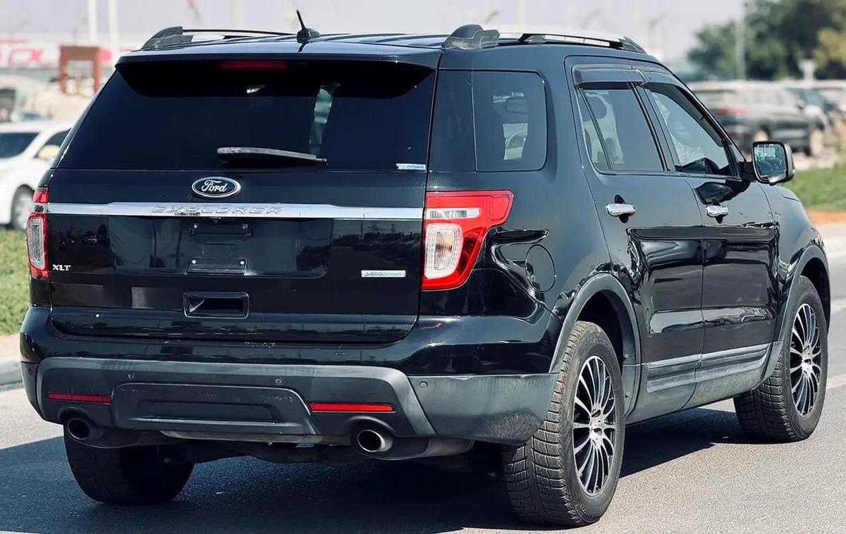FORD EXPLORER | XLT I WHITE INTERIOR | 2013 | ONLY : 115,375 KM | JAPAN IMPORT | CLEAN TITLE-18-18