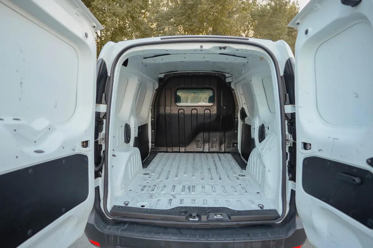 Renault Dokker Delivery Van | GCC Specs | Ref#R32766-6-6