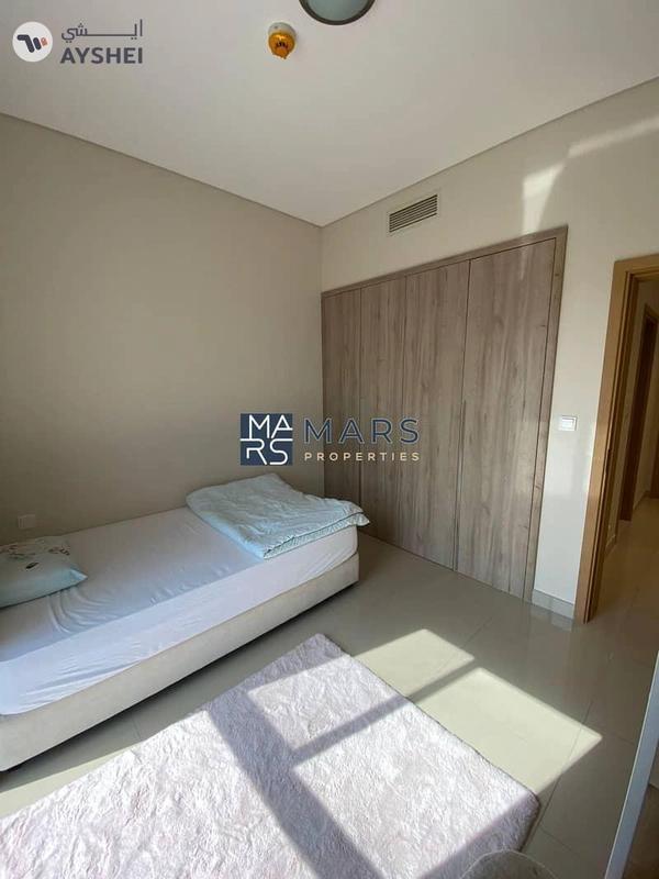 READY TO MOVE l 3 BED BIG LAYOUT | CORNER