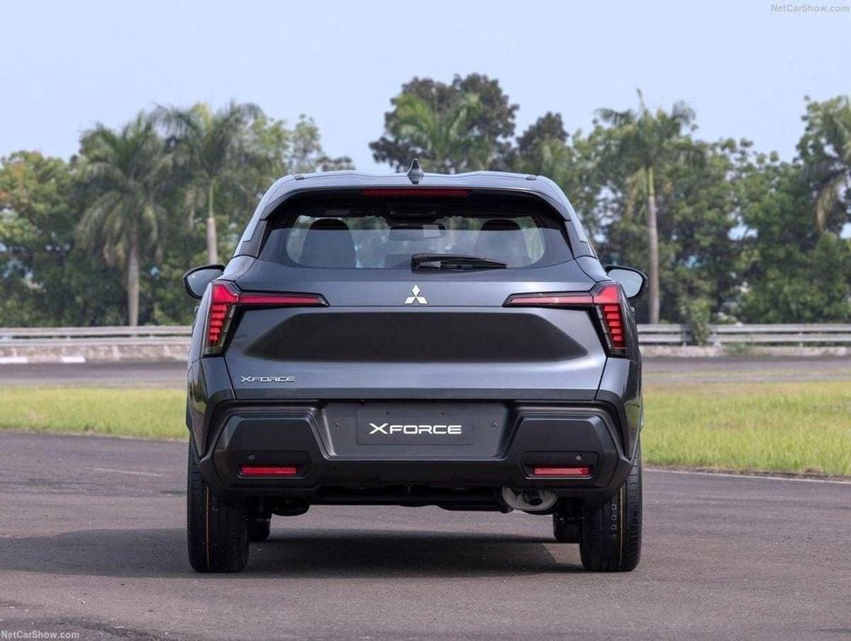 Mitsubishi Xforce Mitsubishi XFORCE H-LINE 1.5L SUV FWD 5Doors-4-4