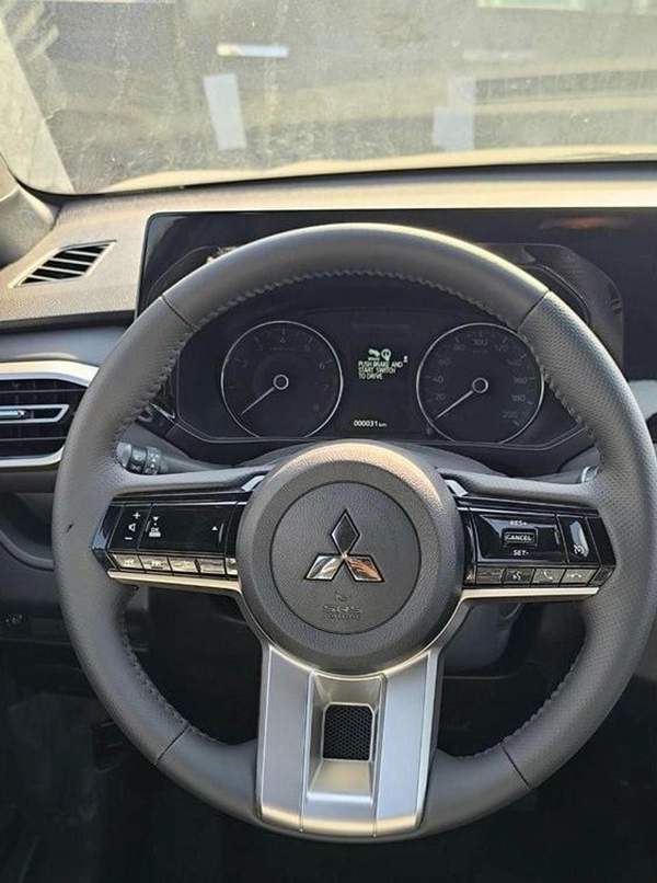 Mitsubishi Xforce Mitsubishi XFORCE H-LINE 1.5L SUV FWD 5Doors