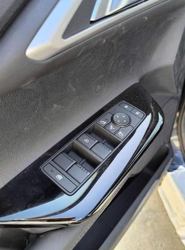 Mitsubishi Xforce Mitsubishi XFORCE H-LINE 1.5L SUV FWD 5Doors