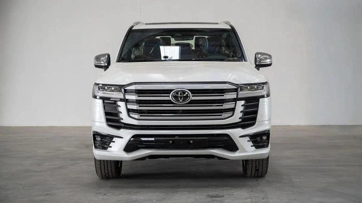 Toyota Land Cruiser LAND cruiser VXR 3.5 petrol 2026-1-1