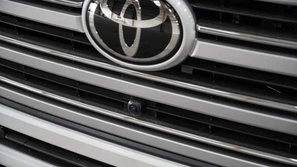 Toyota Land Cruiser LAND cruiser VXR 3.5 petrol 2026
