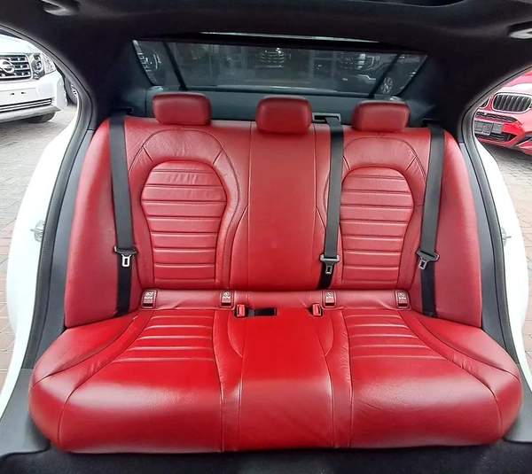 Mercedes C200 Gcc Specs Single Owner 100% Original Paint With Full Body PPF Very Well Maintained