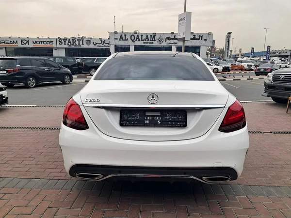 Mercedes C200 Gcc Specs Single Owner 100% Original Paint With Full Body PPF Very Well Maintained