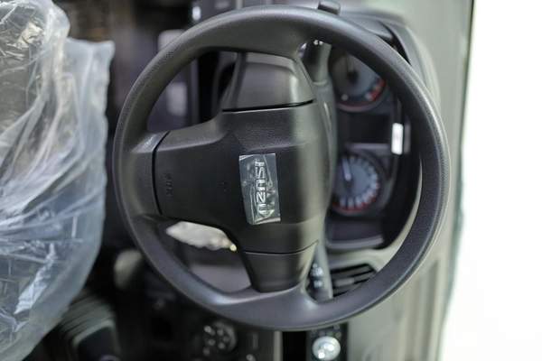 ISUZU D-MAX 1.9L 4X2 MODEL 2025 GCC SPECS