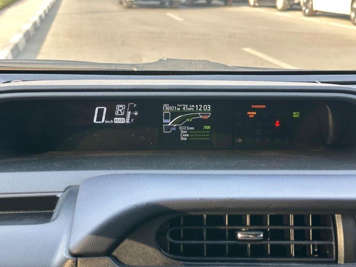 Toyota Prius+ Hybrid C Two-10-10