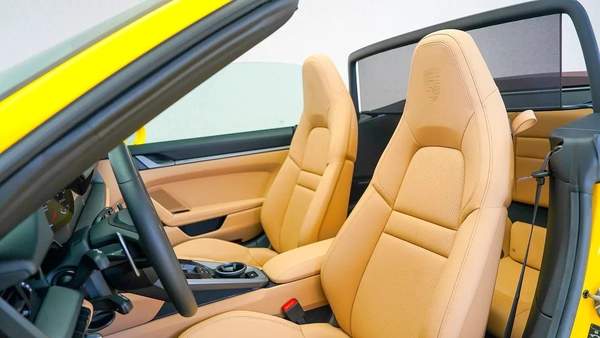 Porsche Carrera / 911 Carrera