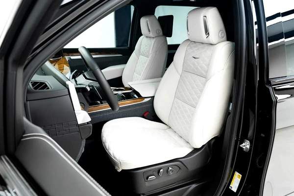 2025 CADILLAC ESCALADE 600 PLATINUM SPORT | GCC MAIN DEALER WARRANTY AND SERVICE| AKG PREMIUM AUDIO