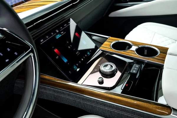 2025 CADILLAC ESCALADE 600 PLATINUM SPORT | GCC MAIN DEALER WARRANTY AND SERVICE| AKG PREMIUM AUDIO