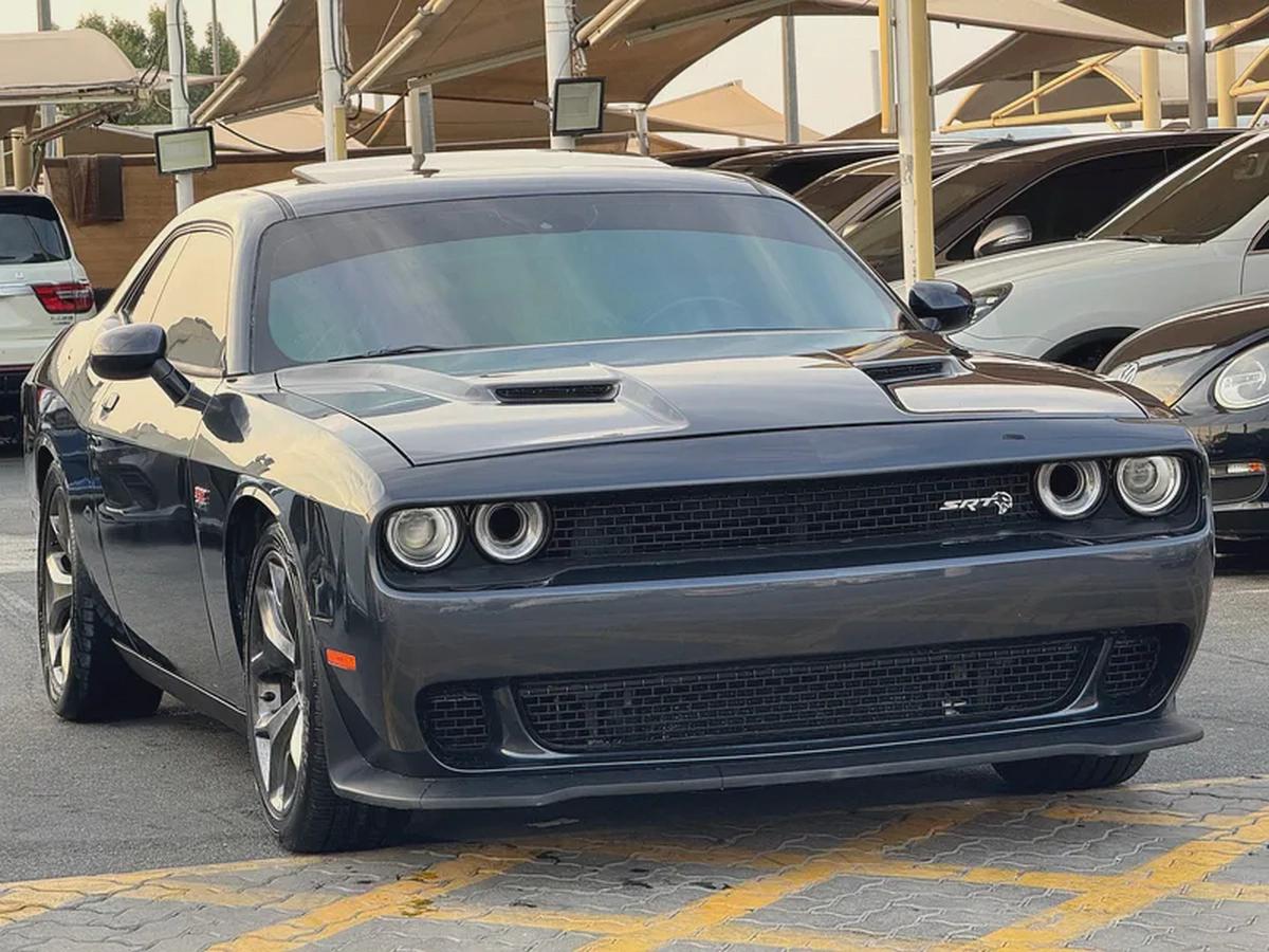 دودچ تشالينچر RT V8 5.7L HEMI موديل 2018 وارد فل اوبشن بحاله ممتازه-4-4