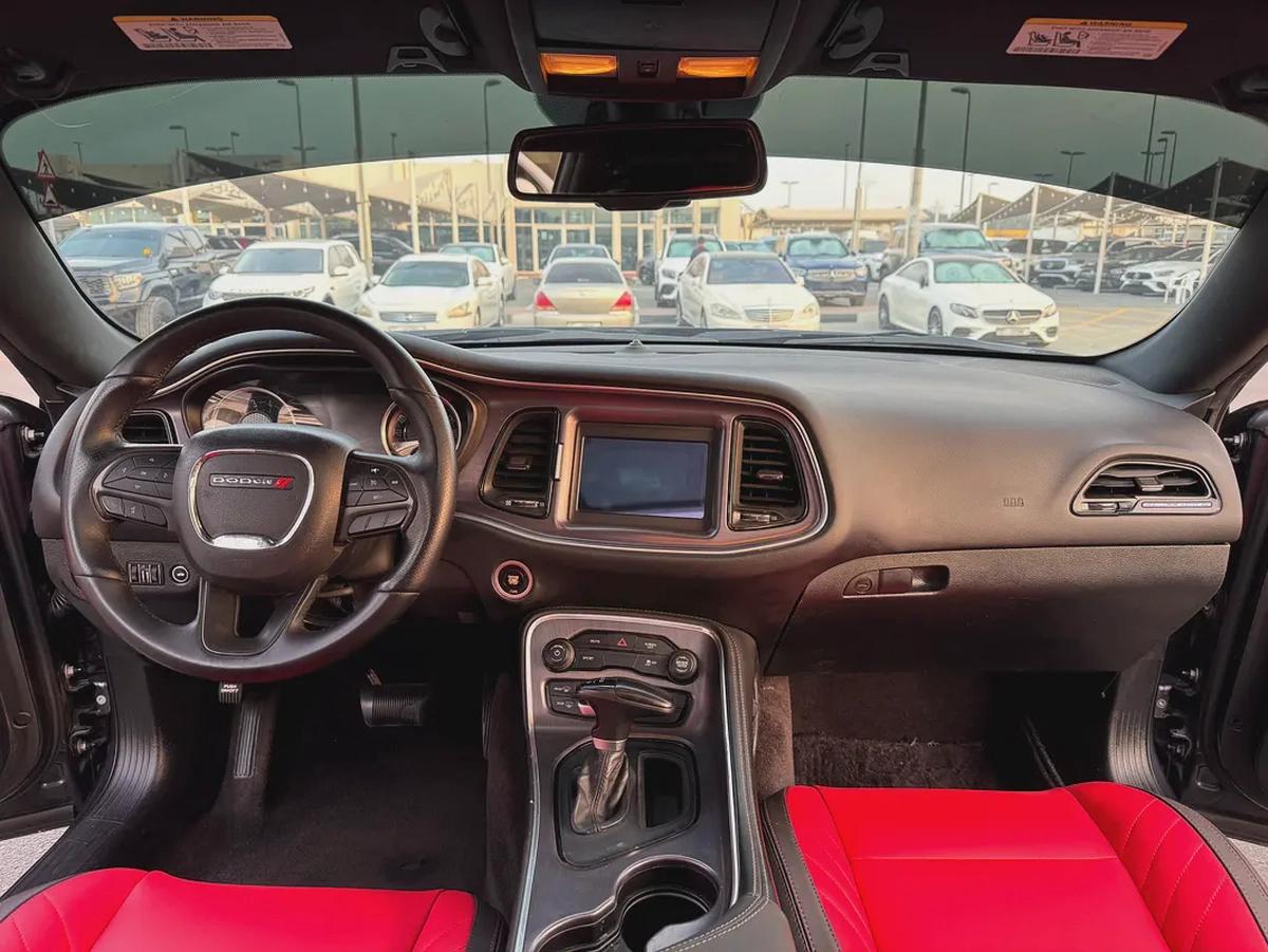 دودچ تشالينچر RT V8 5.7L HEMI موديل 2018 وارد فل اوبشن بحاله ممتازه-13-13