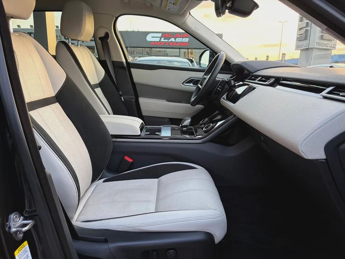 2023. Velar. Clean title.-10-10