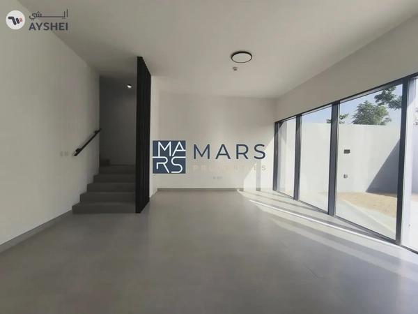 BRAND NEW SINGLE ROW END UNIT 3BHK BIGGEST LAYOUT