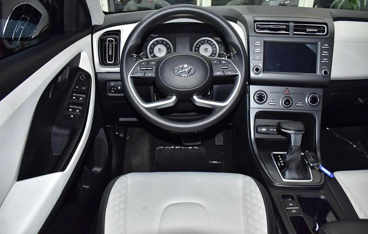 Hyundai Creta ( 2024 Model ) in White Color GCC Specs-3-3