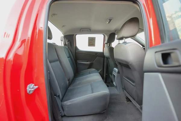 Mazda BT-50 | Double Cabin 4X2 | Manual | GCC Specs | Ref#M99655