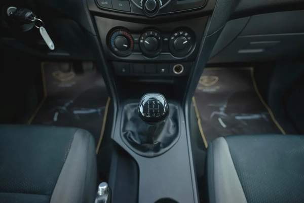 Mazda BT-50 | Double Cabin 4X2 | Manual | GCC Specs | Ref#M99655