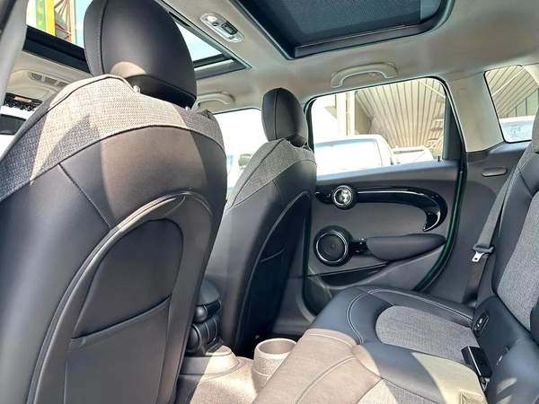 GCC Specs MINI Cooper 2020 - Excellent Condition