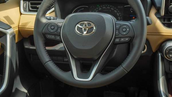 Toyota RAV4 2.5L HEV AWD Saudi Specs