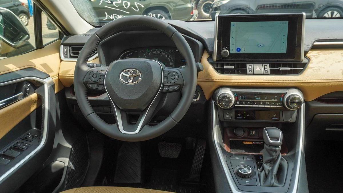 Toyota RAV4 2.5L HEV AWD Saudi Specs-7-7