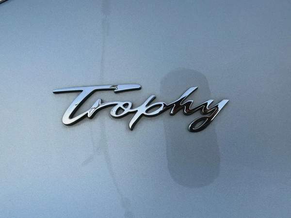 2024 MG ZS Trophy - GCC Specs - FREE ACCIDENT FAST OWNER FULL OPTION ORIGINAL PAINT FULL SERVICE CON