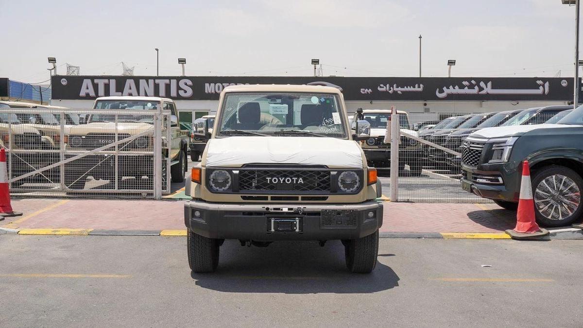 Toyota Land Cruiser 70 LX 4.0L V6 A/T-1-1